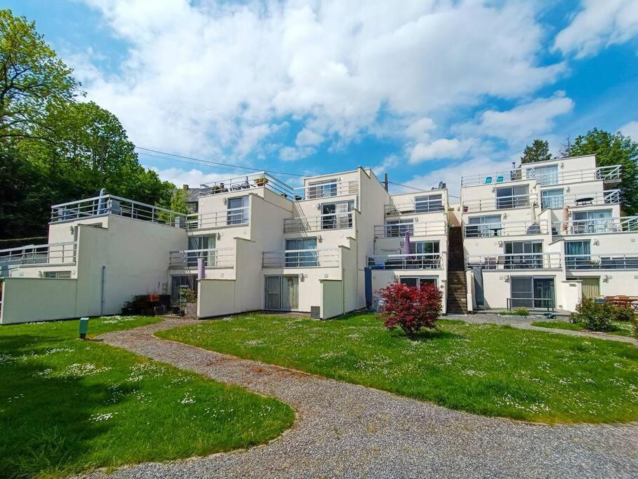 3 Studios - 3 Ambiances - Tout Confort - Piscine Ouverte Juillet Aout - Zwembad Open July Augustus Han-sur-Lesse Exterior foto