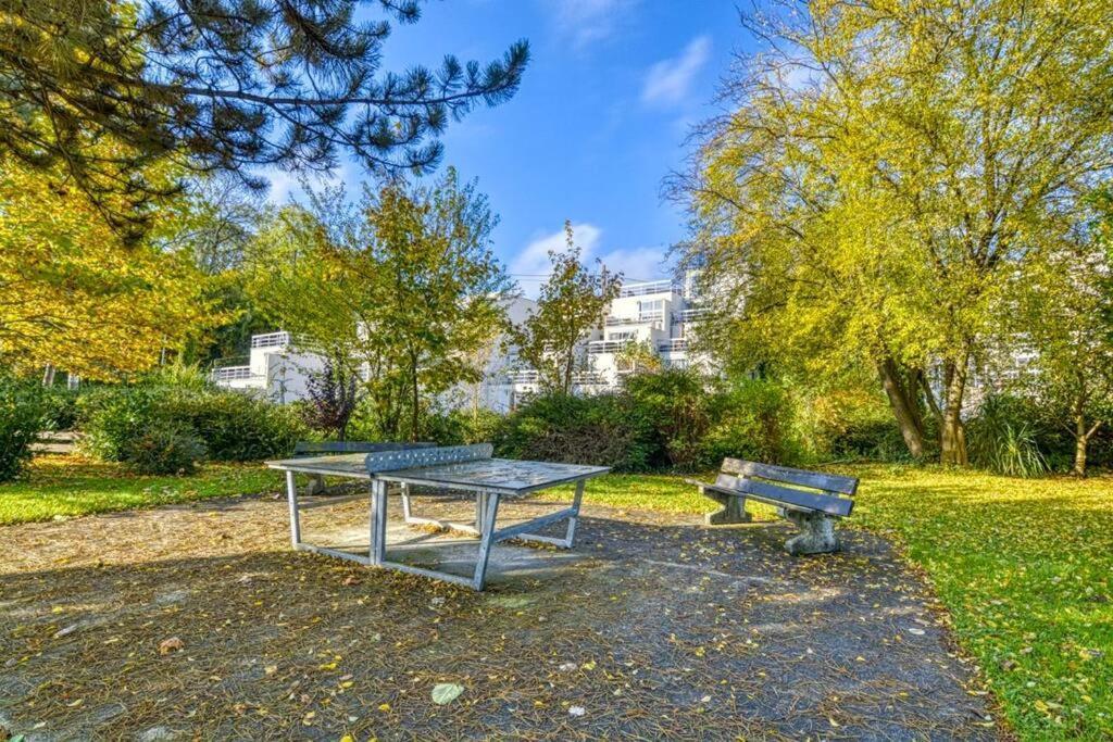 3 Studios - 3 Ambiances - Tout Confort - Piscine Ouverte Juillet Aout - Zwembad Open July Augustus Han-sur-Lesse Exterior foto
